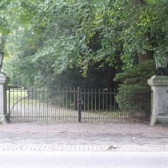 Hartekamp, twee hekpartijen