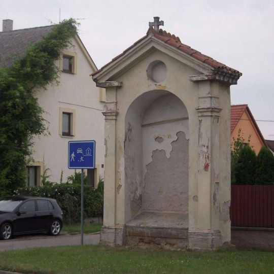 Kaple Svaté cesty na západním okraji Dřevčic
