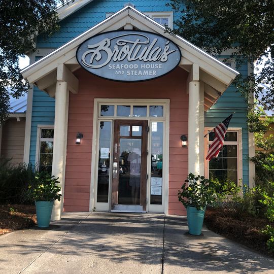 Brotula's Seafood House & Steamer