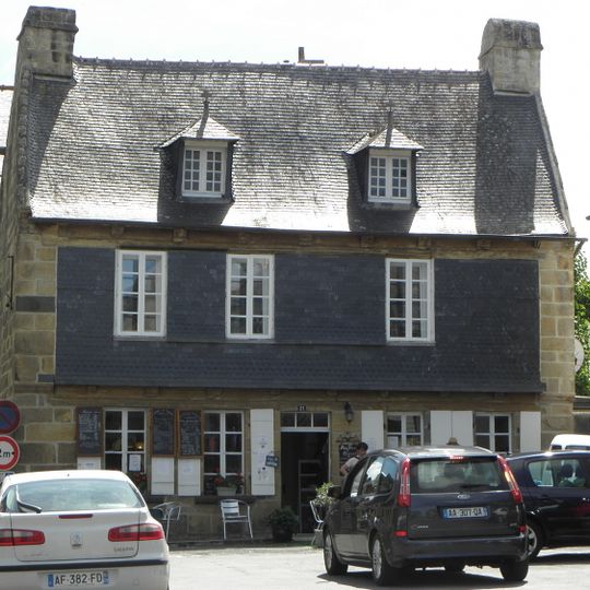 Maison, 21 place des Fusillés-et-Résistants