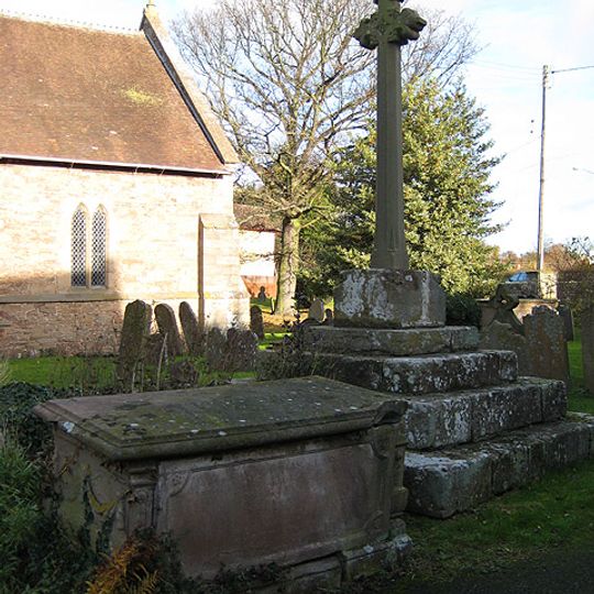 Churchyard cross in St Bartholomew's churchyard