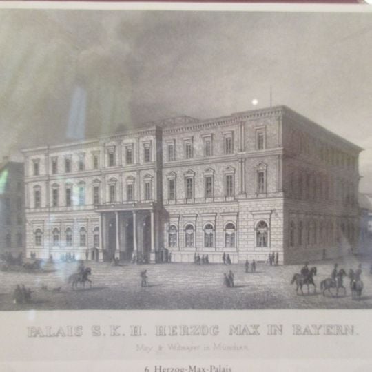 Herzog-Max-Palais