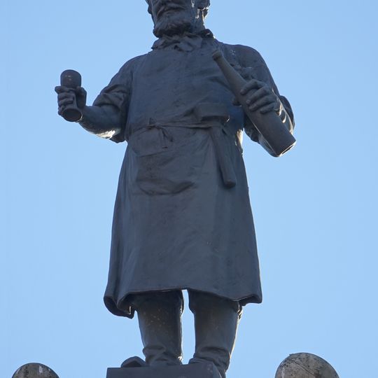Statue du tonnelier alsacien