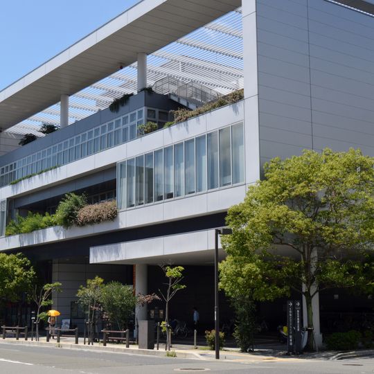 Kuwana City Central Library