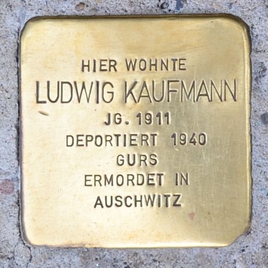 Stolperstein en memoria de Ludwig Kaufmann