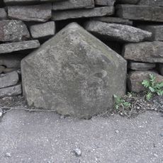 Guidestone, jct Ings Lane into Low Bradley