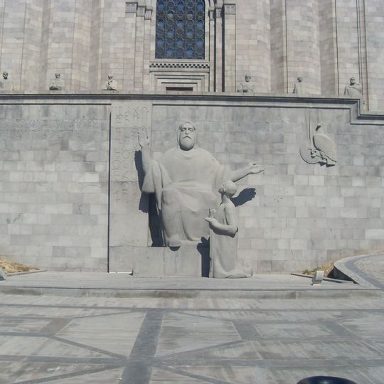 Mesrop Mashtots statue
