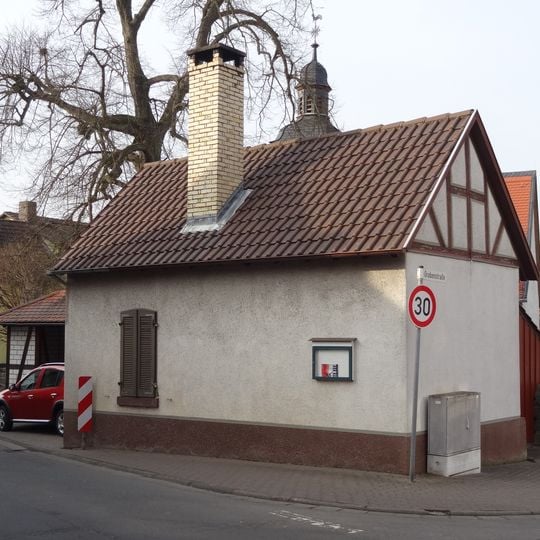 Hauptstraße 5