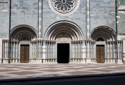 Entrance 4