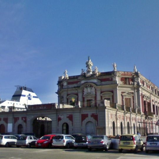 Palace of the Immacolatella, Naples