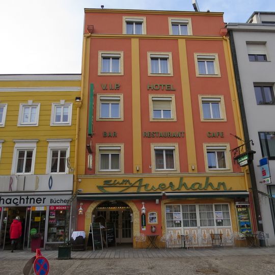 Bürgerhaus, Hotel Auerhahn