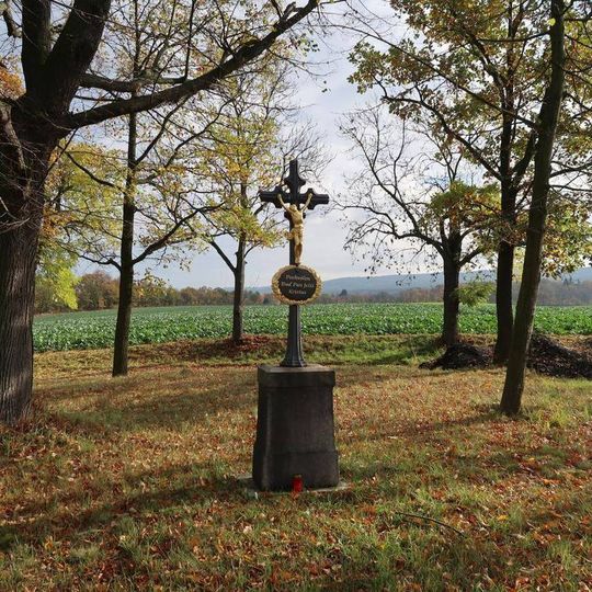 Pamětní kříž u Lážovic