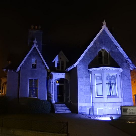 2 Queen's Cross, Rubislaw, Aberdeen