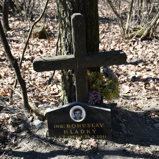 Pomníček Bohuslava Hladkého
