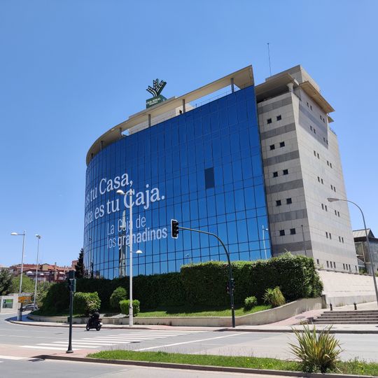 Edificio de los Servicios Centrales de Caja Rural de Granada