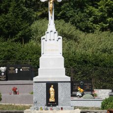 Hřbitovní kříž na hřbitově v Brníčku