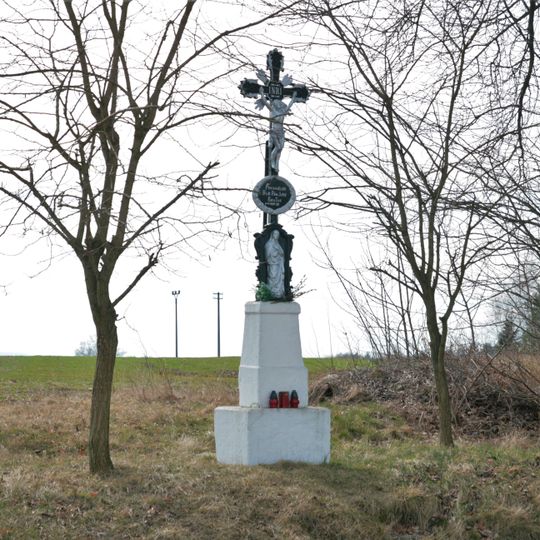 Kříž na jižním okraji Ohrazení