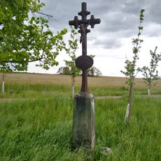 Kříž u cesty na Tuškov