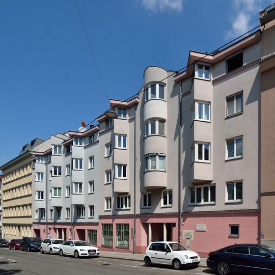 Wohnhausanlage Richard-Wagner-Platz 3