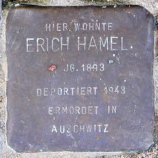 Stolperstein en memoria de Erich Hamel