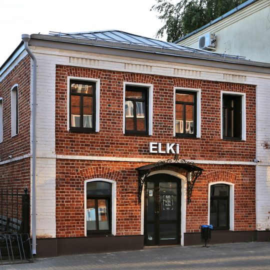 Жилой дом с лавкой Н.А. Смирнова