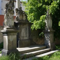 Sousoší Kalvárie u kostela svatého Jiří v Jiříkově