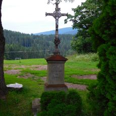 Cross at Lesní street