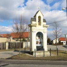 Kaplička na rozcestí ve Velkém Borku