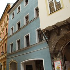 Wohn- und Geschäftshaus