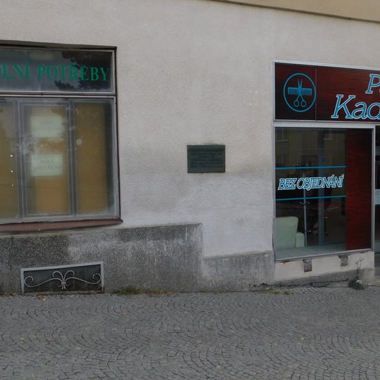 Pamětní deska Vojtěcha Schücka v Havlíčkově Brodě