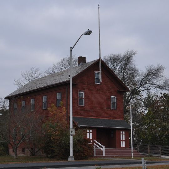 Forest Avenue School