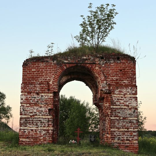 Колокольня церкви Рождества Иоанна Предтечи
