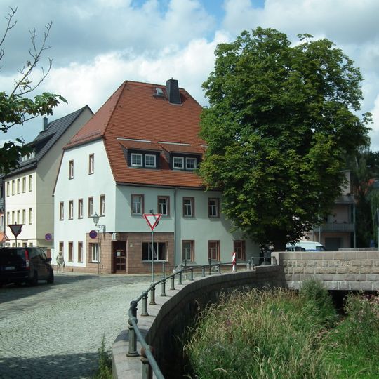 Dammstraße 2