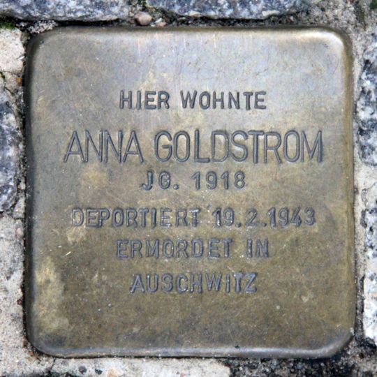 Stolperstein en memoria de Anna Goldstrom
