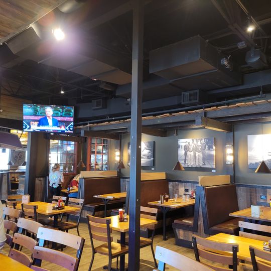 MacKenzie River Pizza, Grill & Pub