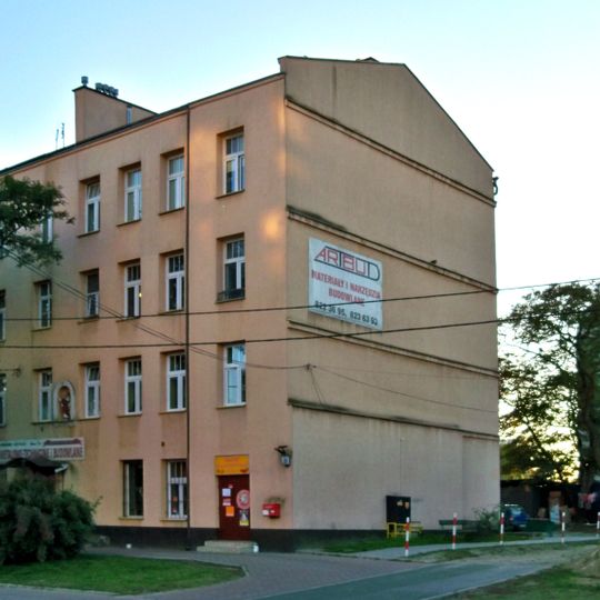 Dom przy alei Bohaterów Września 19