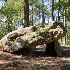 Dolmen La Pierre Procureuse