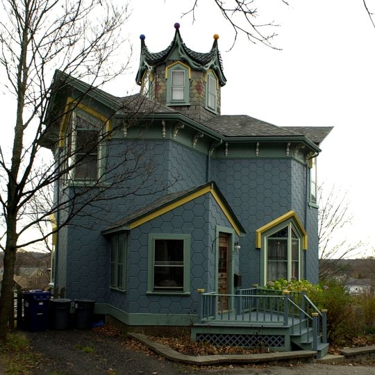 House at 17 Cranston Street