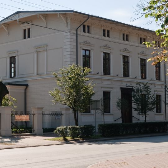 Dom , tzw. Pałacyk Tyrolski