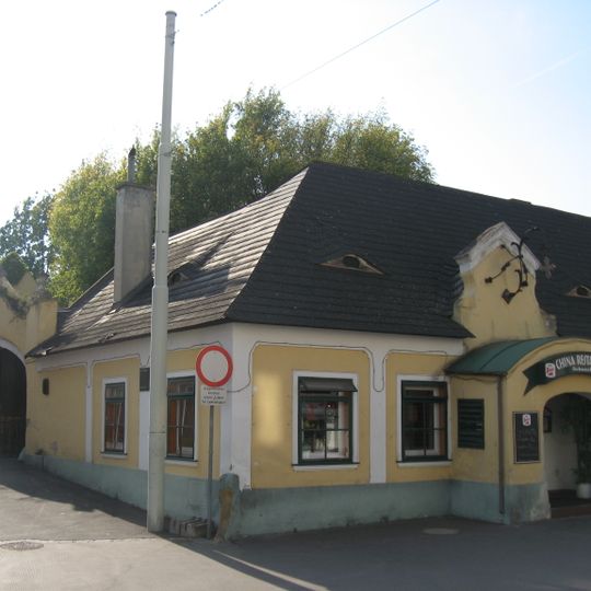 Gasthaus zum Goldenen Kreuz, Schwechat
