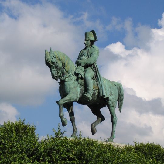 Equestrian statue of Napoleon