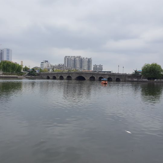 Jingzhou District