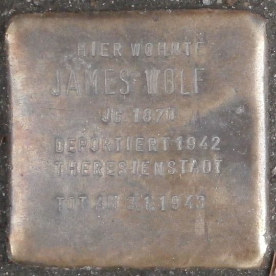 Stolperstein en memoria de James Wolf