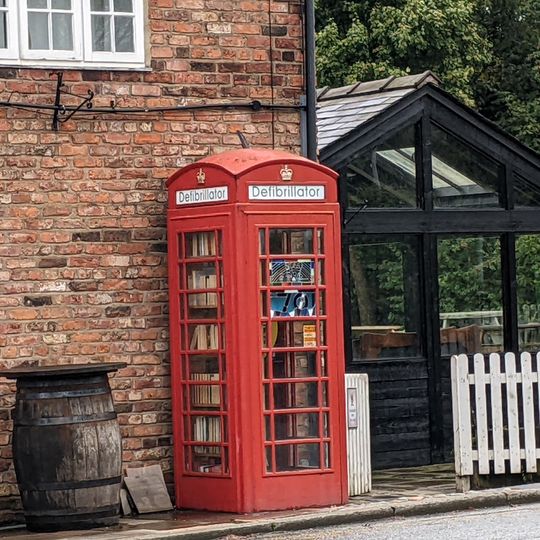 Hatton Arms K6 Telephone Kiosk
