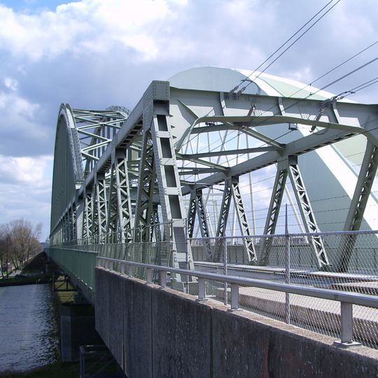 Demka-spoorbrug