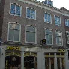 Huis met lijstgevel