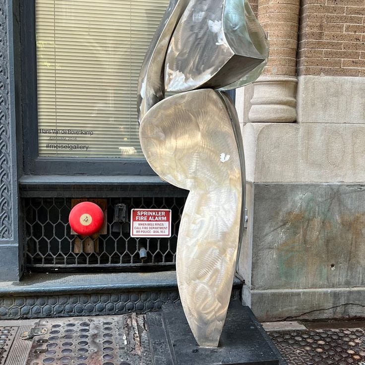 Louis K.Meisel Gallery