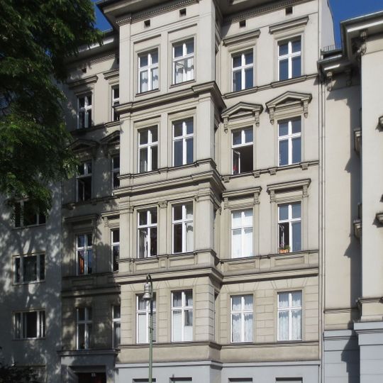 Mietshaus An der Apostelkirche 8