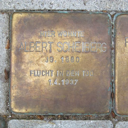 Stolperstein en memoria de Albert Scheiberg