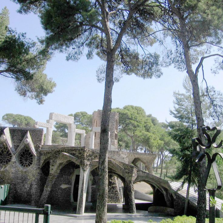 Cripta de la Colonia Güell